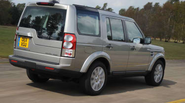 Land Rover Discovery rear action