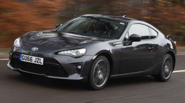 Car Hunter - Toyota GT86 front 3/4