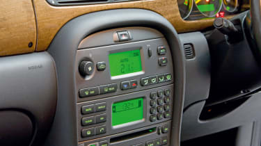 Jaguar X-Type air-conditioning