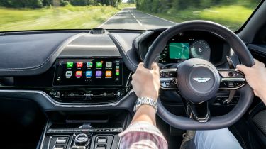 Apple CarPlay Ultra - driving