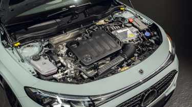 Mercedes CLA - engine