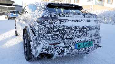 Lamborghini Urus SE Performante - rear 3/4