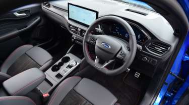 Ford Kuga - interior