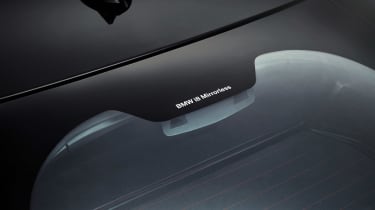 BMW i8 Mirrorless logo