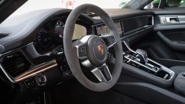 Porsche Panamera GTS - interior