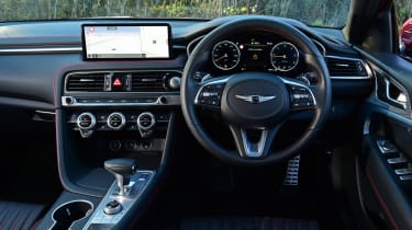 Genesis G70 Shooting Brake - interior