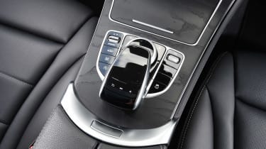 Mercedes GLC 350d - centre console