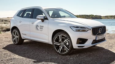 Volvo XC60 recycled plastic front static