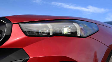 BMW i5 Touring - head light