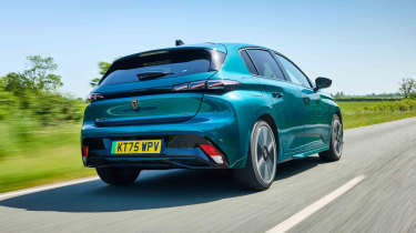 Peugeot E-308 - rear tracking, low