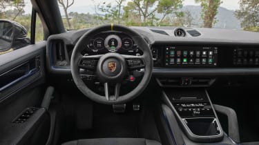 Porsche Cayenne Turbo E-Hybrid Coupe GT Package - dash