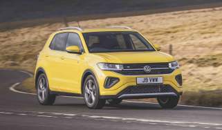 Volkswagen T-Cross - front cornering