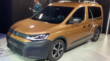 VW Caddy Pan Americana - front reveal