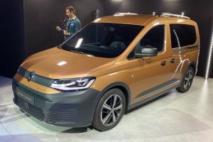 VW Caddy Pan Americana - front reveal