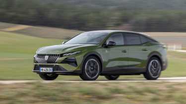 Peugeot E-408 facelift - front cornering