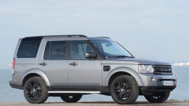 Used Land Rover Discovery review - front quarter