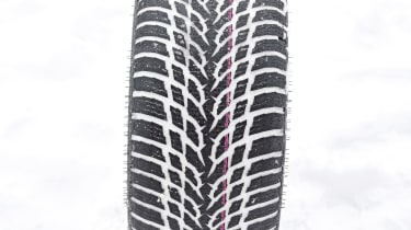 Nokian WR Snowproof - Winter Tyre Test 2019