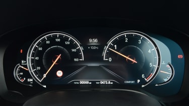 BMW 6 Series GT - dials