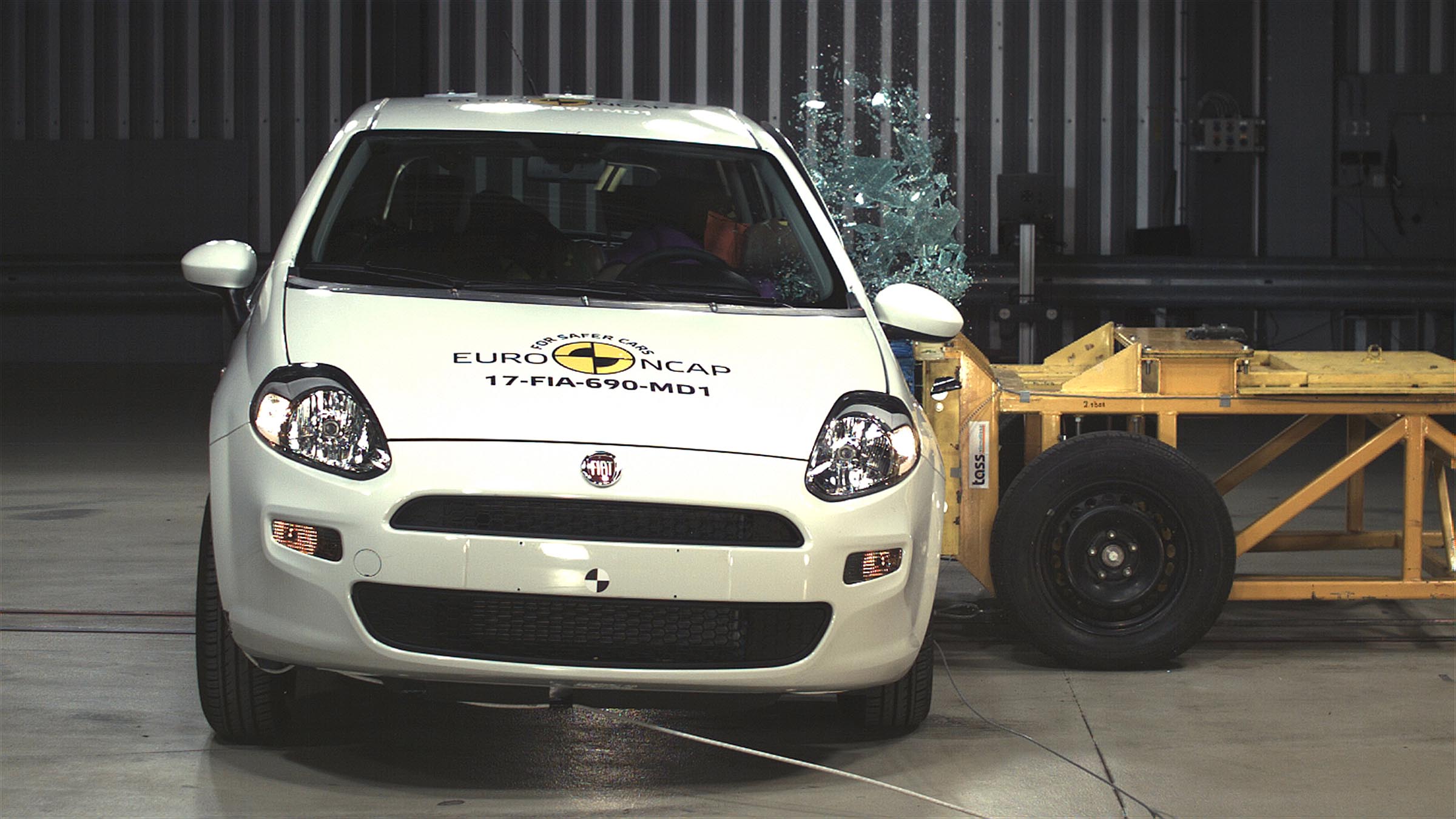 Fiat Punto Scores First Ever Zero Star Euro Ncap Safety Rating Auto Express