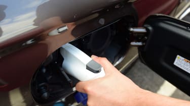 Mitsubishi Outlander PHEV - charging