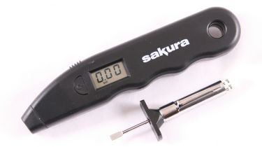 Sakura Tyre Service Kit