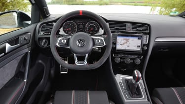 Volkswagen Golf GTI Clubsport - dash