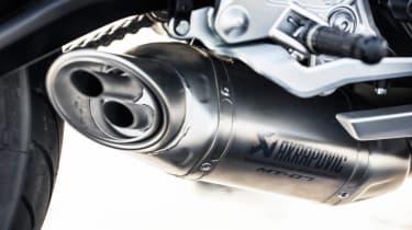 Yamaha MT-07 review - exhaust