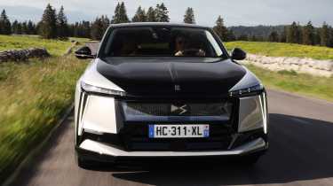 DS No8 - full front