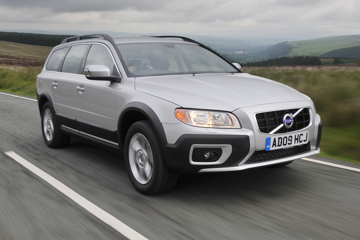 Volvo XC70 (20072016) review Auto Express