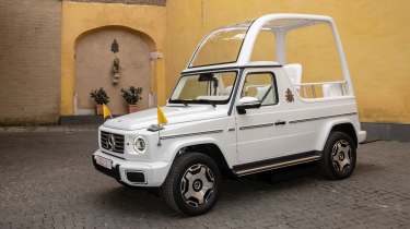 Mercedes-Benz G580 with EQ technology