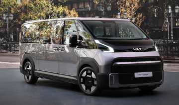 Kia PV5 Passenger - front