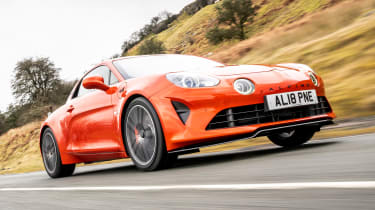Alpine A110 S - front tracking