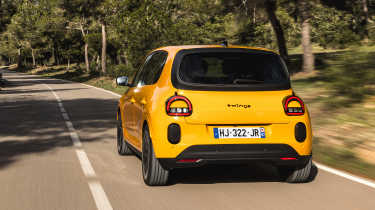 Renault Twingo - rear trackinf