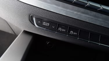 Audi A4 long-term test - drive select