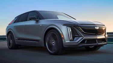 2026 Cadillac LYRIQ-V - dynamic front 3/4