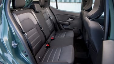 Dacia Sandero Stepway - rear seats