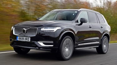 Volvo XC90 - front