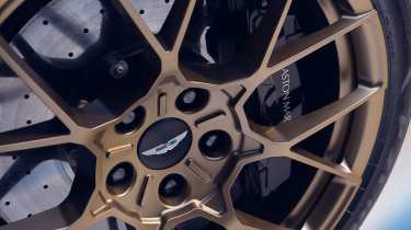 Aston Martin Vanquish - brake caliper