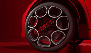 Peugeot E-208 GTi 