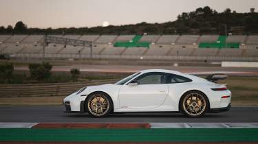 Porsche 911 GT3 (992.2) side