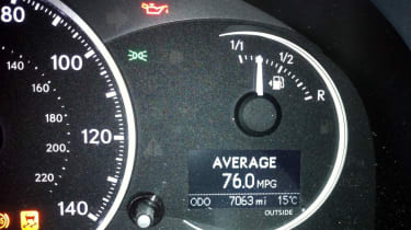 Lexus CT 200h dials