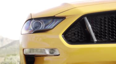 Ford Mustang Facelift leak headlight close
