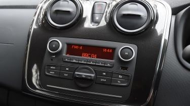 Dacia Sandero facelift - centre console