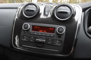 Dacia Sandero facelift - centre console