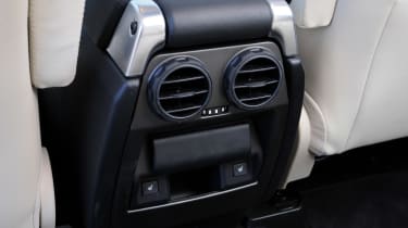 Land Rover Discovery 2014 vents