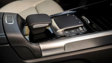 Mercedes EQB - centre console