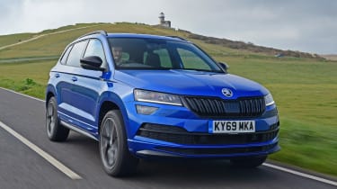 Skoda Karoq - front tracking