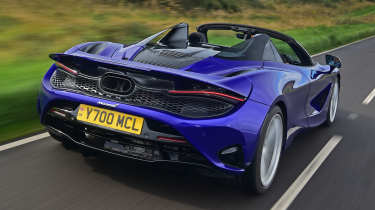 McLaren 750S Spider - rear