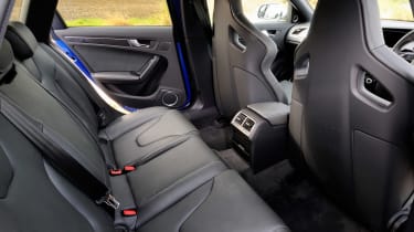 Audi RS4 Avant rear seats