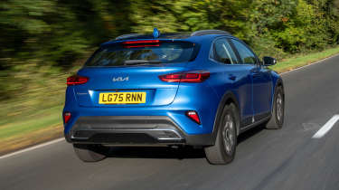 Kia XCeed - rear tracking